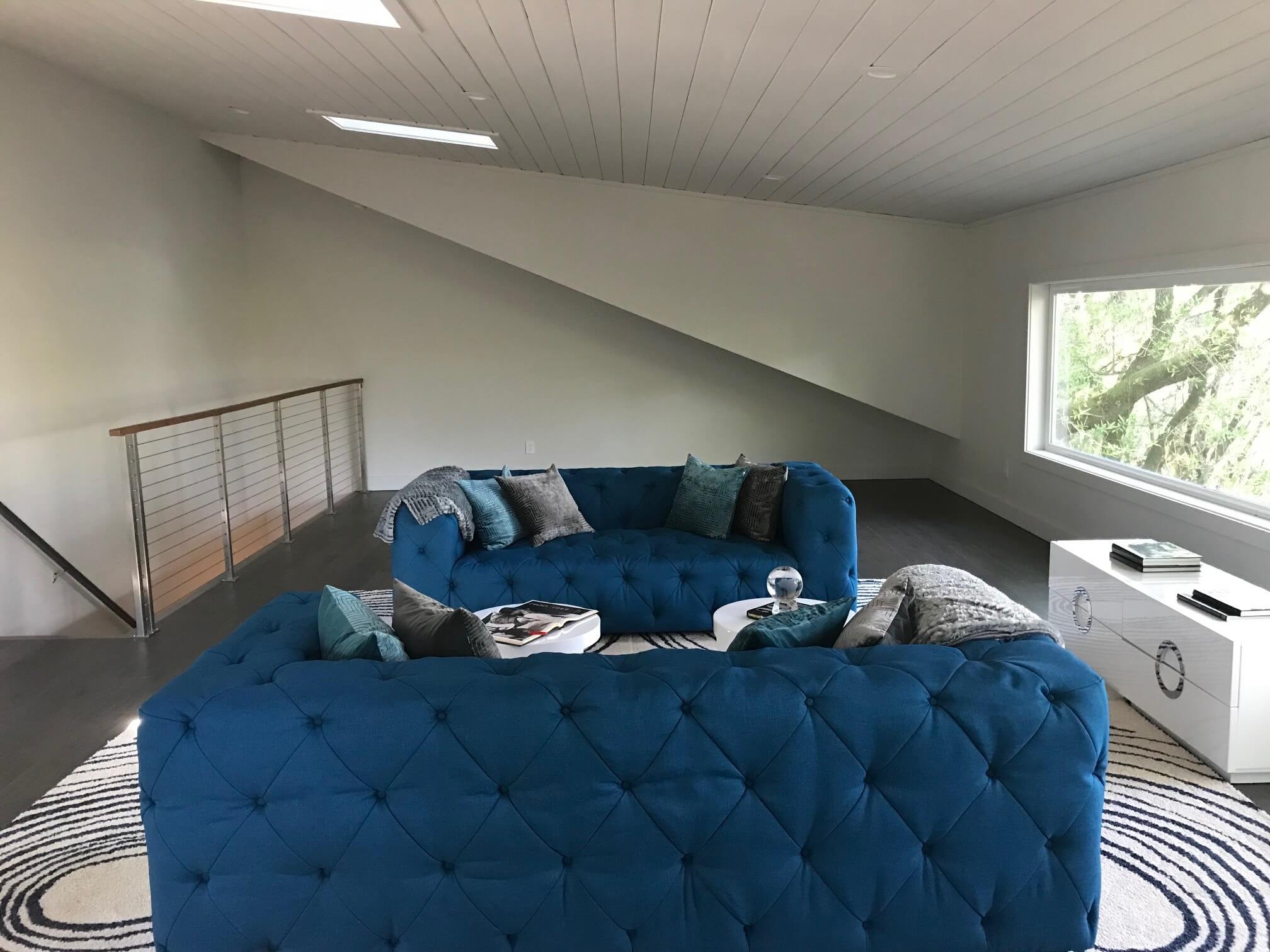 18_MEDIA_ROOM_bar-wall